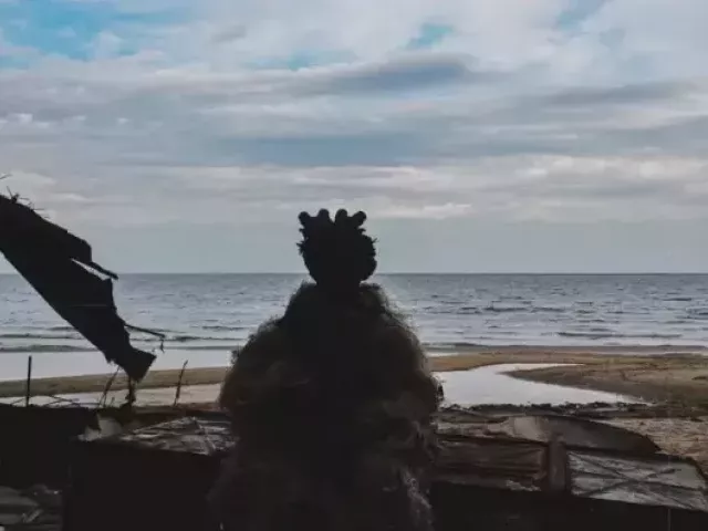 Вся молодість війні