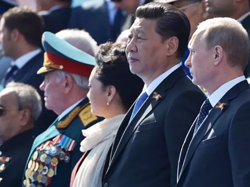 Сергей Климовский - Парад в Москве как операция прикрытия к договору с Китаем