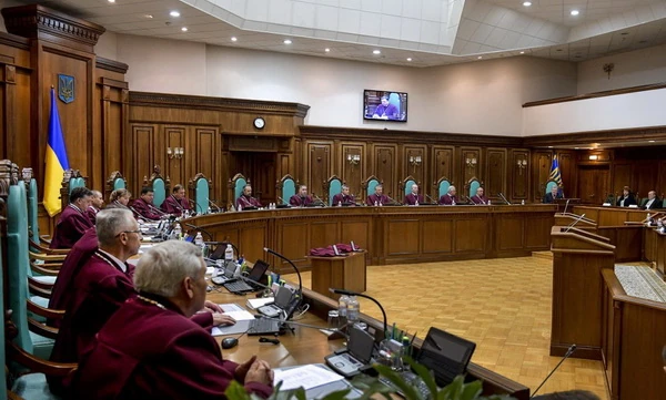 Віталій Портников: Рішення Конституційного суду - тест для держави